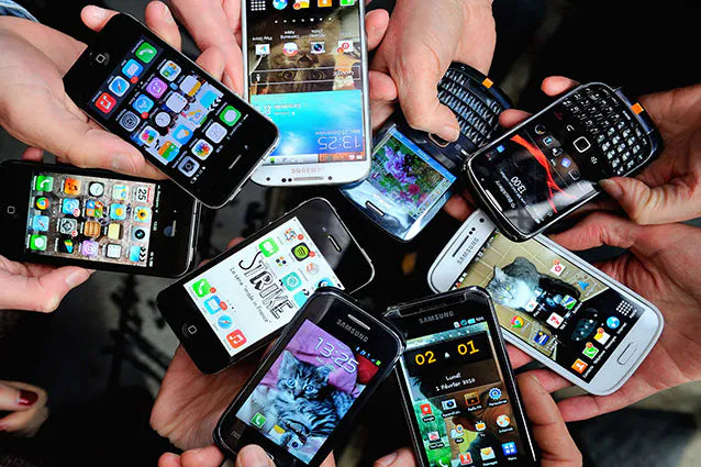 Telefonia | Smartphone, Accessori e Ricambi | Azeta Computer